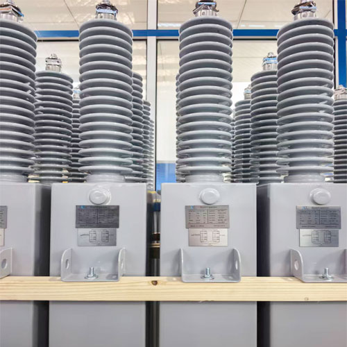 Medium voltage capacitors